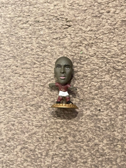 Sol Campbell Arsenal Corinthian Microstars Figure