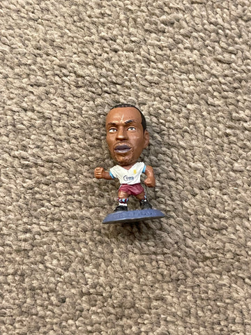 Darius Vassell Aston Villa Corinthian Microstars Figure
