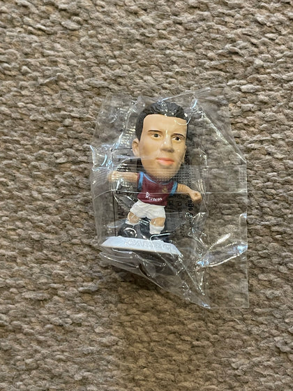 Michael Carrick West Ham United Corinthian Microstars Figure