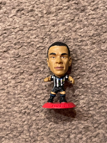 Kieron Dyer Newcastle United Corinthian Microstars Figure