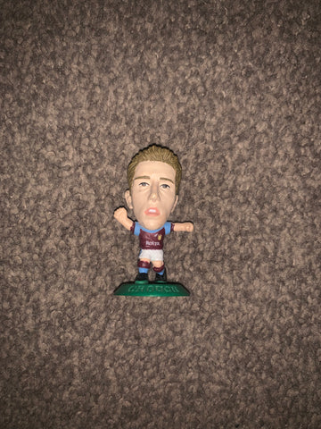 Peter Crouch Aston Villa Corinthian Microstars Figure